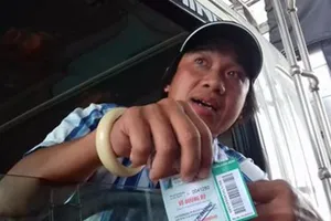 Tài xế uất ức, BOT Cai Lậy đóng-xả-đóng-xả liên tục