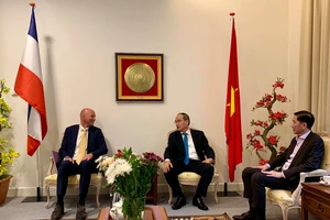 “Phải tìm câu trả lời cho những đòi hỏi của sự phát triển” 