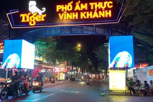 Các phố ẩm thực ở TP.HCM chuẩn bị đón khách tất niên