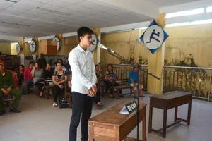 Buôn ma túy khi đang thụ án tù treo, 9X lĩnh 13 năm tù