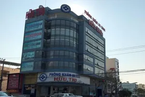 1 phòng khám có bác sĩ Trung Quốc bị tước giấy phép 3 tháng