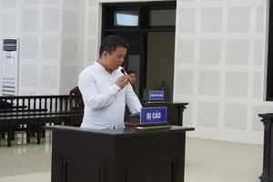 Xử hướng dẫn viên TQ 'hack' mỹ phẩm ở sân bay Đà Nẵng