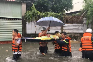 Toàn bộ học sinh, sinh viên Đà Nẵng phải nghỉ học do mưa lớn