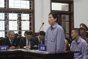 Tổng giám đốc buôn lậu xăng bị đề nghị 13-14 năm tù 