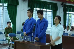 Bà mẹ trẻ khai 'cần tiền mua sữa cho con nhỏ' nên phạm tội