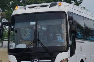 Đà Nẵng đón hơn 200 công dân Việt Nam về từ Myanmar