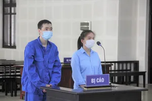 2 người lãnh 11 năm tù vì tổ chức cho 8 người Trung Quốc ở chui