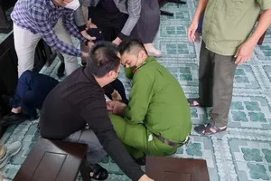 Thông tin mới vụ giám đốc công ty uống thuốc diệt côn trùng tại tòa