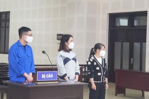 Giám đốc ‘dỏm’ bảo lãnh chuyên gia TQ ‘dỏm’ nhập cảnh trái phép