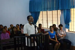 Nhân viên đội trật tự cảnh quan đô thị lừa đảo