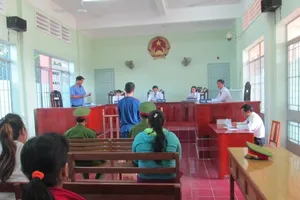 Lại đi tù vì ‘yêu’ trẻ em