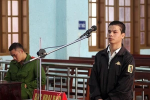 Người chú đồi bại hiếp dâm cháu vợ lãnh án