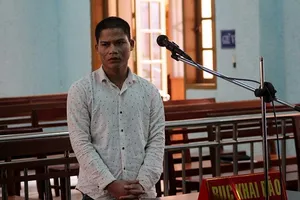 Giết người vì bị can ngăn đánh mẹ