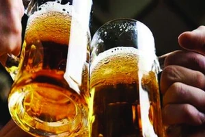 Không uống, còn đánh người mời bia trọng thương