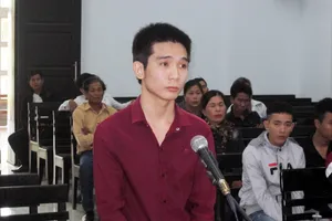 Nghi nạn nhân xúi người đánh mình, sinh viên gây án