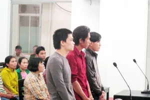 Thanh niên bị đâm chết vì xù tiền bo tiếp viên nữ