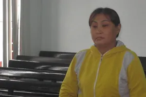 Nhân viên đi tù vì tham đồ của chủ