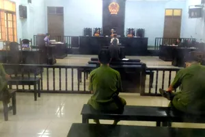 Xử kín vụ giám đốc nhắn tin nói xấu lãnh đạo Sở