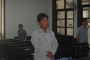 Chủ nợ bị đánh trọng thương vì chửi cha mẹ con nợ