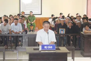 17 năm tù cho kẻ… ghét tiếng lợn kêu 