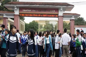 'Em nghe 5 bạn kể lại tiêu cực trong thi học sinh giỏi'