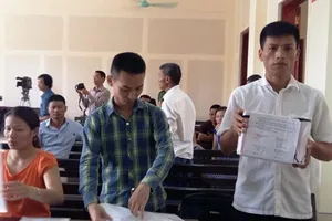 Vụ kiện chi cục thuế: Hoãn xử vì vắng người quan trọng