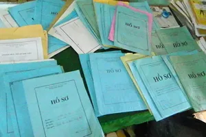 Trung tá nhận 8 tỉ đồng chạy việc, chạy dự án