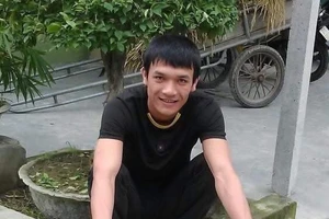 Truy nã kẻ cướp tiền chủ máy gặt lúa