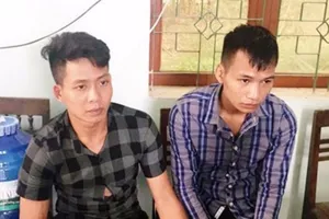 2 cô gái tố cáo 4 kẻ buôn người