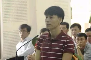 Đang xét xử bị cáo Nguyễn Văn Oai bị truy tố 2 tội