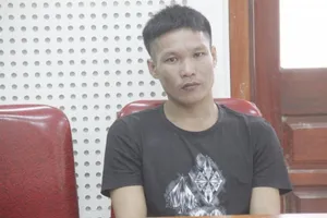 Uống rượu xong chém người nằm ngủ cạnh mình vỡ sọ 