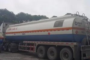 11/12 mẫu xăng dỏm không đạt chất lượng