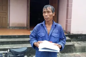 2 anh em khốn khổ với lời phê của trưởng công an xã