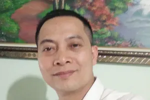 Thơ 'thưởng Tết' của thầy giáo: 'Rơm rớm nỗi niềm'