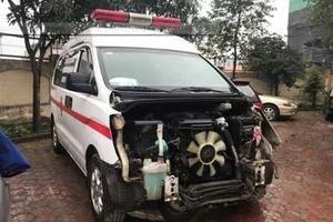 Tạm giữ tài xế xe cứu thương gây tai nạn rồi bỏ trốn