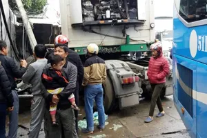 Tai nạn khủng khiếp ở Hà Tĩnh: 3 người thương vong 