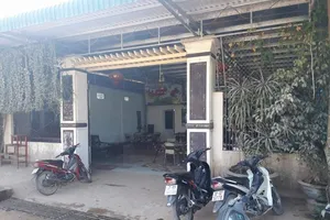 Bị sát hại vì rọi đèn xe máy khi vào quán cà phê