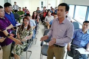 Di dời 400 người trong chung cư chưa có PCCC