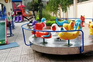 Cô giáo bị bắt quỳ yêu cầu xử lý cả hành vi làm nhục