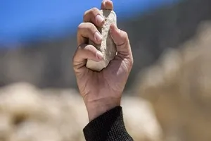 Đau lòng nghi can người tâm thần đánh chết bé trai 4 tuổi