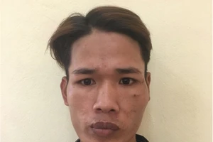 Khởi tố kẻ đâm người được chúc rượu mà không uống