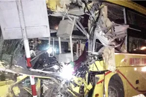 Tai nạn thảm khốc ở Hà Tĩnh: 16 người thương vong