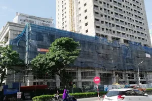 Thanh tra tòa nhà thuộc Tập đoàn T&T xây trái phép 3 tầng