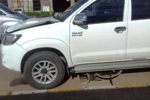 Người phụ nữ sang Lào đạp xe mua sắt vụn bị xe tông tử vong