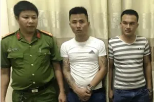 Lên Facebook mua bán 5 con hổ, 2 người bị tạm giữ 