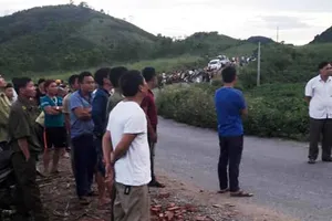 Đau lòng 4 người tử vong khi trồng cột cáp viễn thông