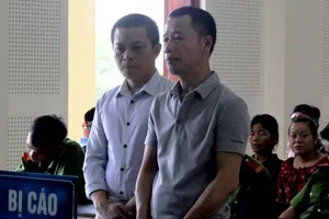 2 người cùng bị tù chung thân vì bán heroin