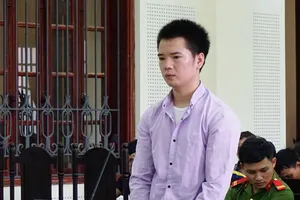 Giết người rọi đèn xe máy khi vào quán cà phê, lĩnh 15 năm tù