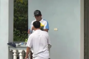 1 trung tá công an tử vong trên xe khách