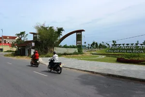 Vụ bị nghỉ việc do không bàn giao đất: Huyện đã rút công văn